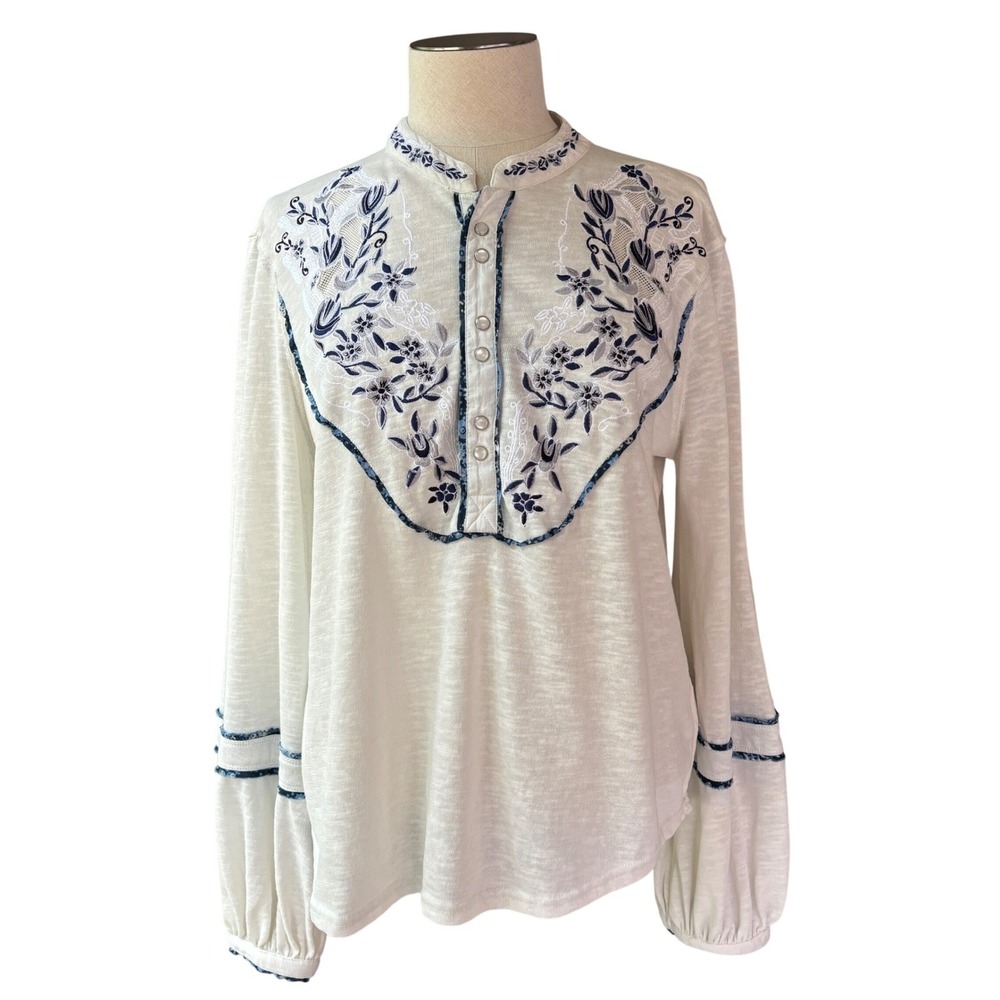 Free People Women's Top L Ivory Navy Embroidered Boho Cottagecore Romantic